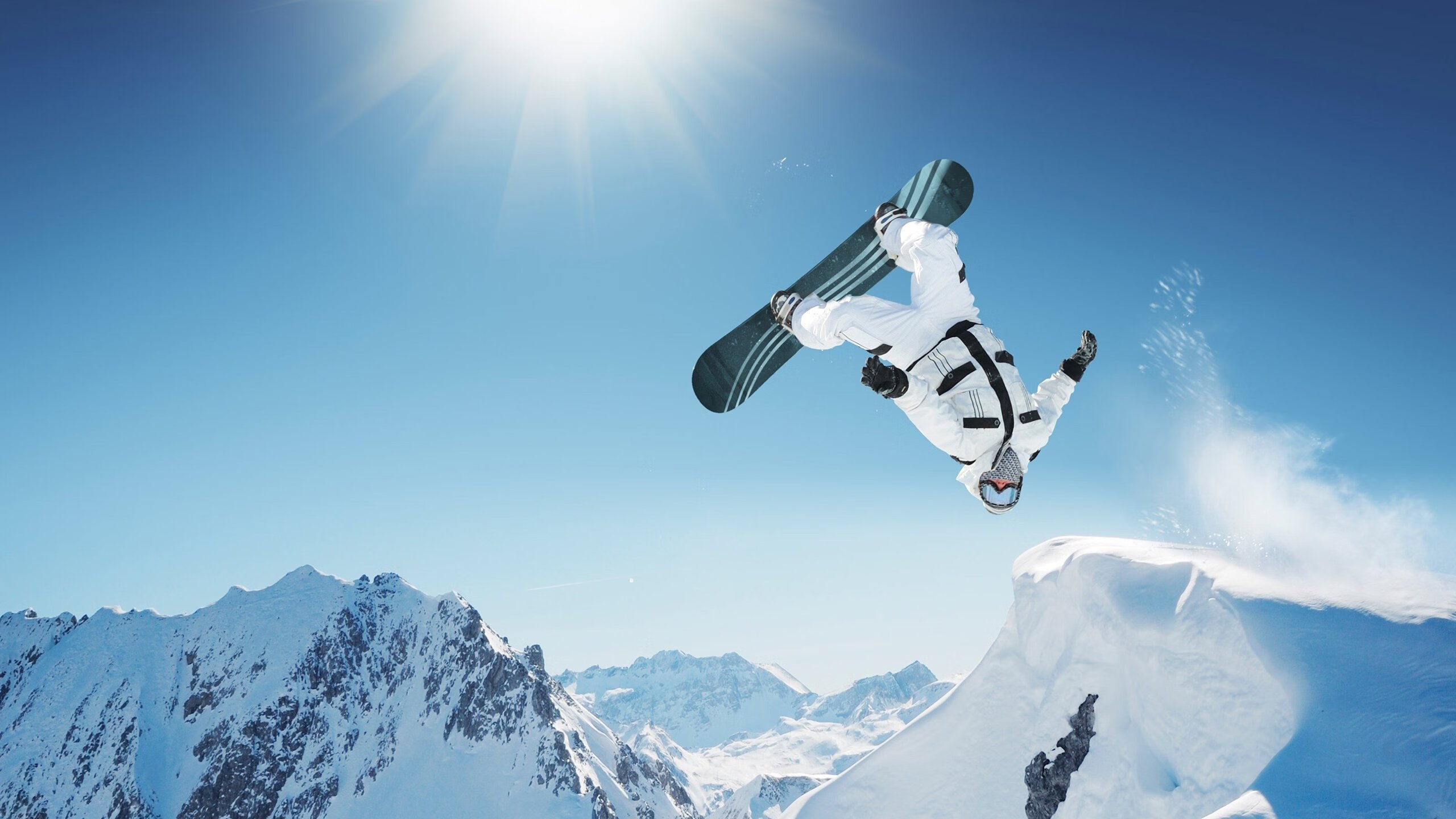 “明星私生活：场外趣味爱好全揭秘”，明星私下日常生活